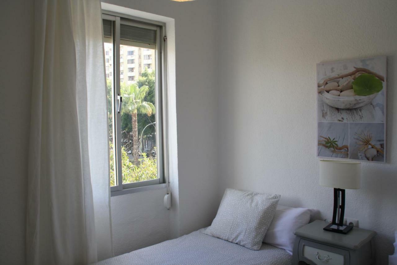 Apartamento Tia Maria Malaga Exterior photo