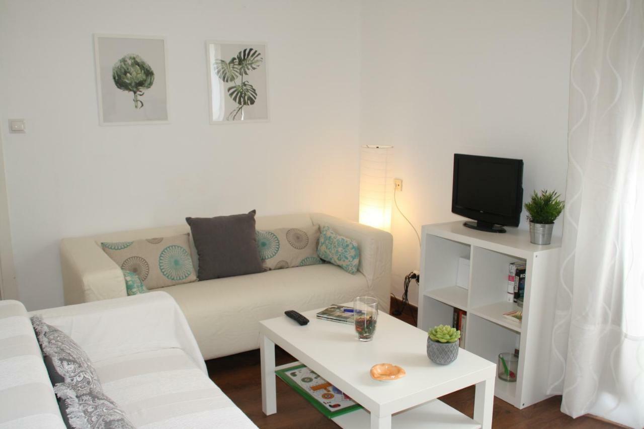 Apartamento Tia Maria Malaga Exterior photo